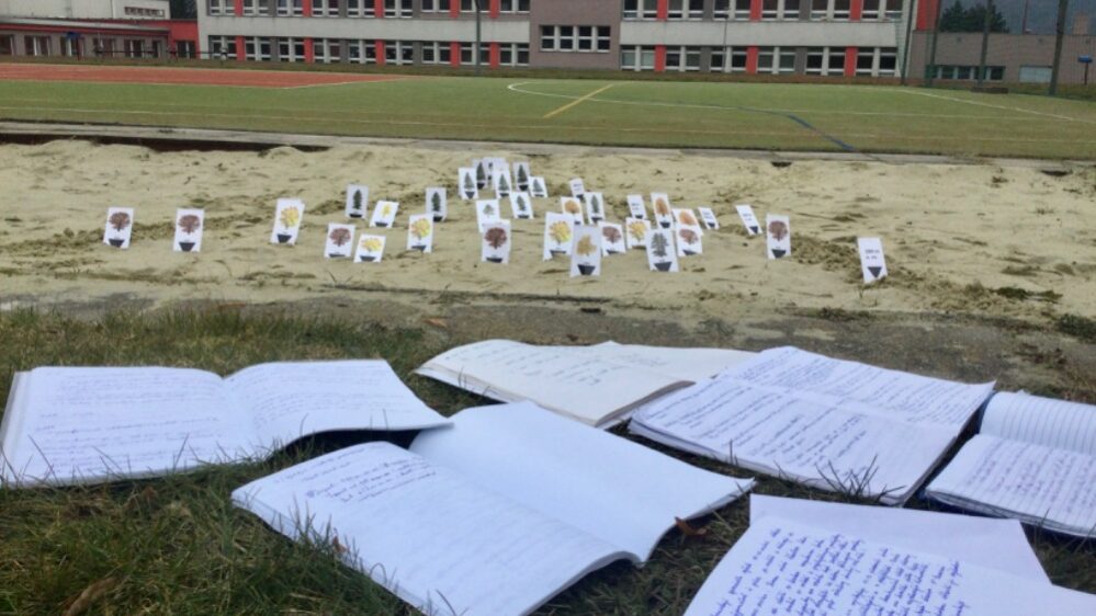 F892A3B9-7040-4893-9040-FA82C527B973